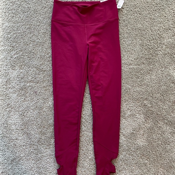 Old Navy Power Soft 7/8 leggings with ankle cutouts workout size large Tall NWT - Picture 4 of 6